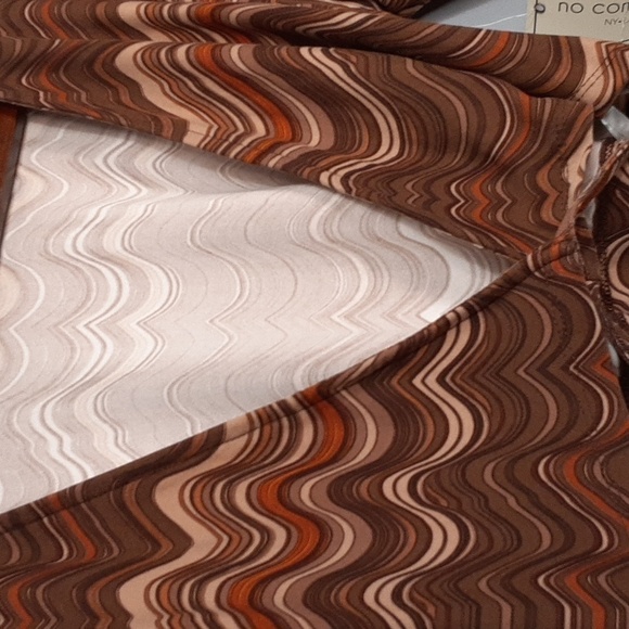 No Comment Bohemian 70's Vibe Cropped Wrap Around Waist Tie Long Sleeve Rust Top - Picture 2 of 8